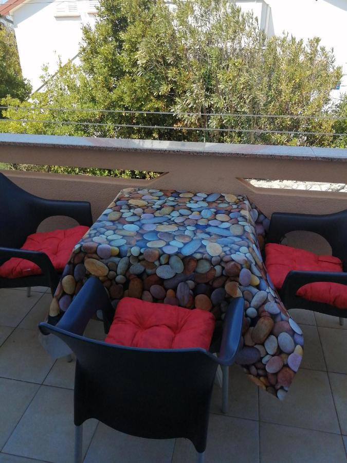 Apartments Desanka Lopar Εξωτερικό φωτογραφία