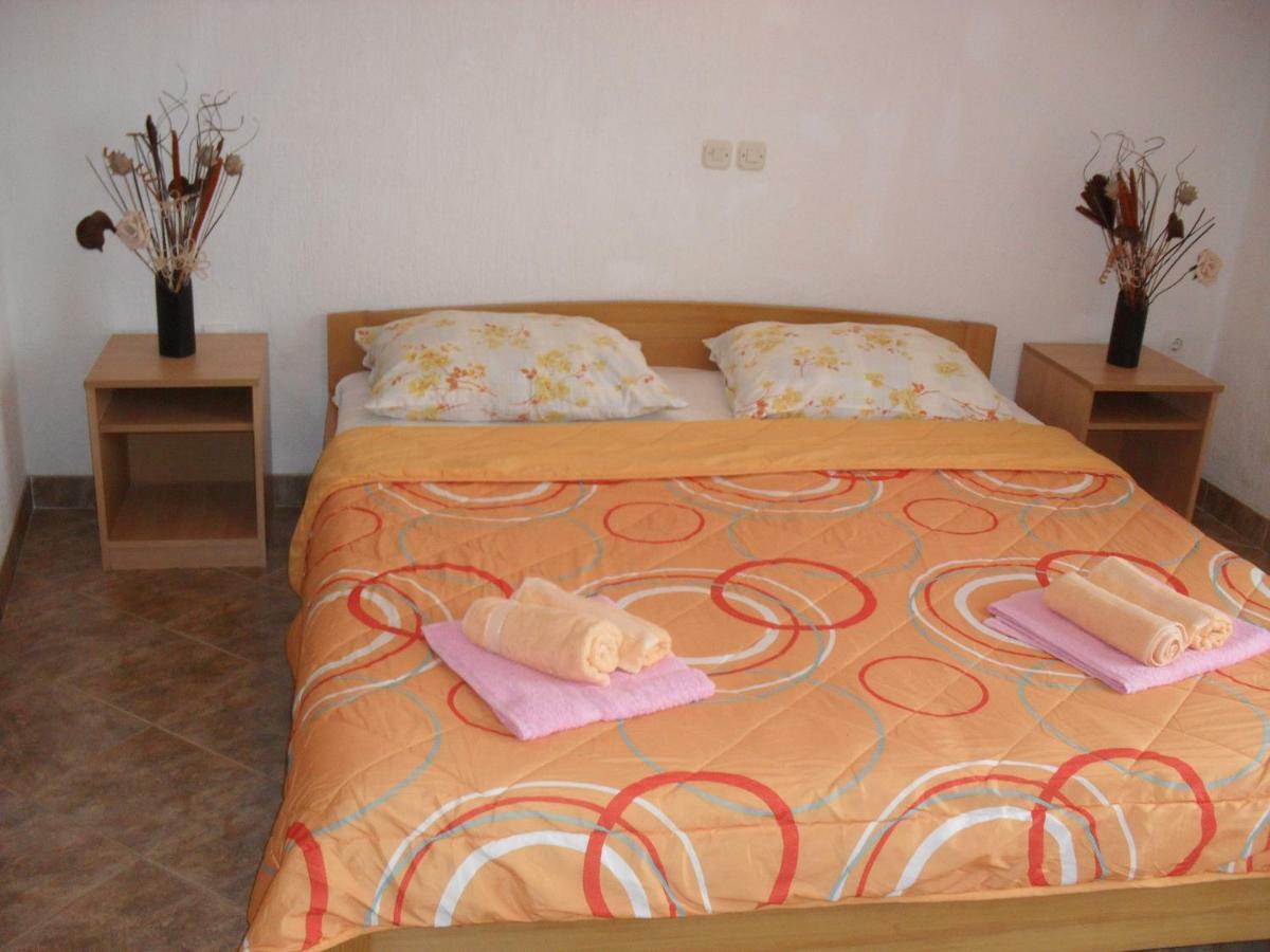Apartments Desanka Lopar Εξωτερικό φωτογραφία