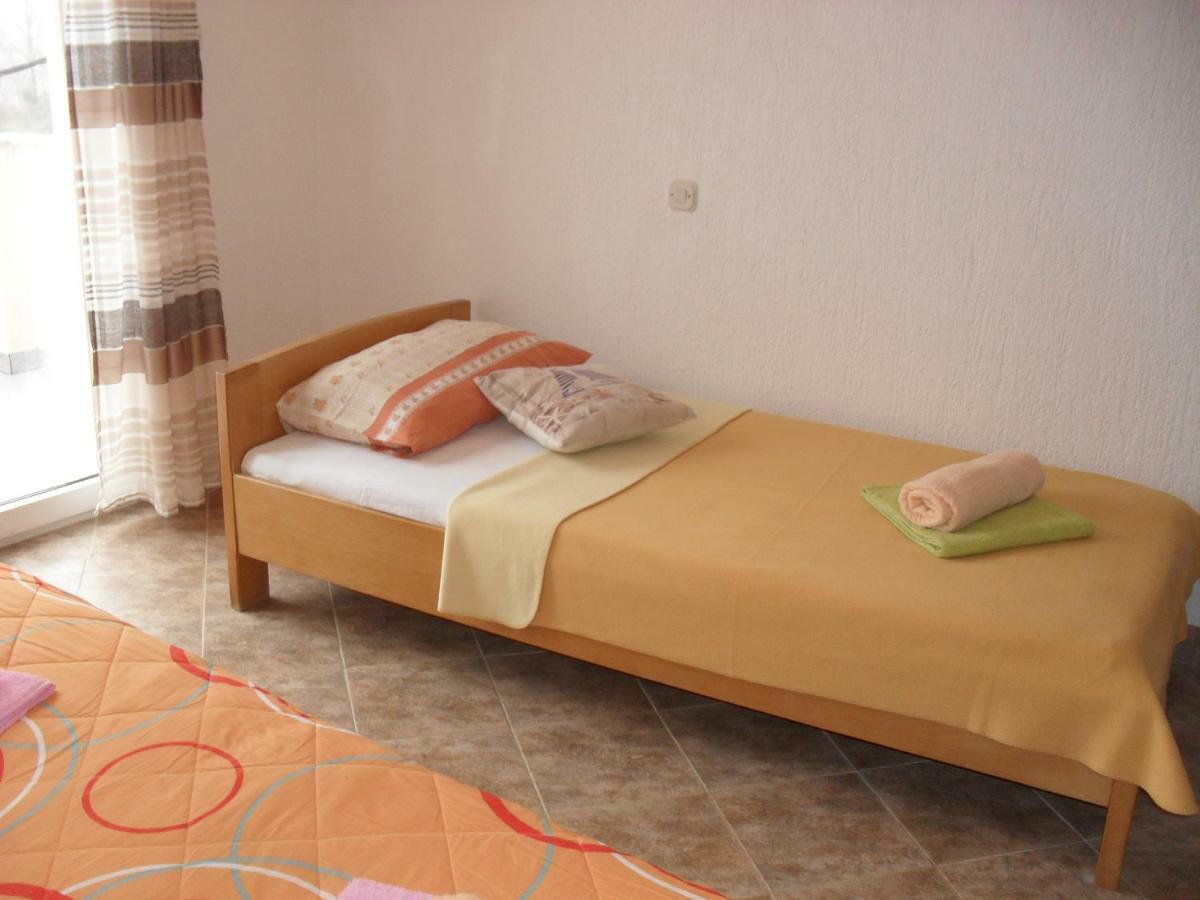 Apartments Desanka Lopar Εξωτερικό φωτογραφία
